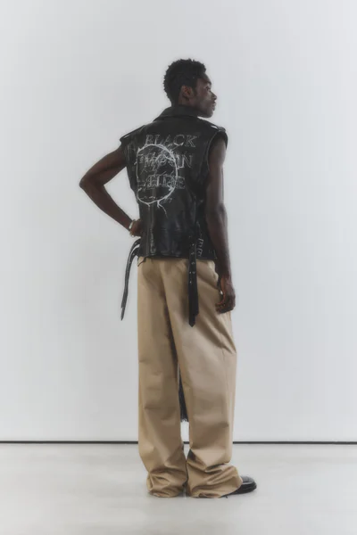 Look 15